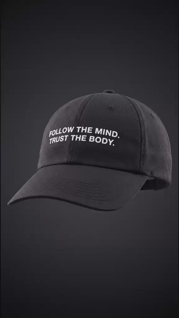 001 Performance Cap, retro in movimento